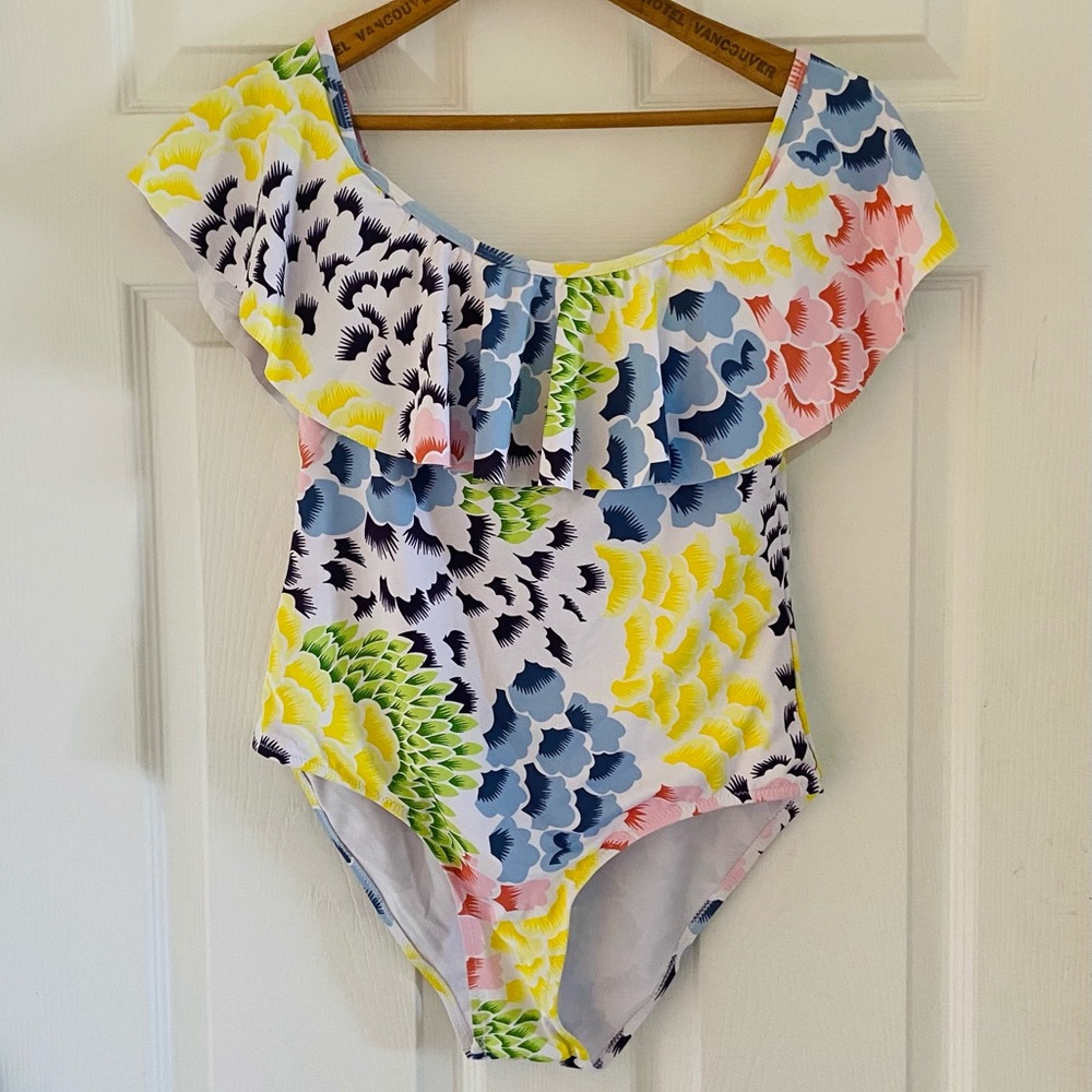 🌴 Cupshe | Floral Ruffled Swimsuit